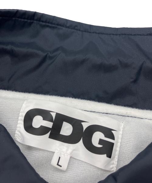 CDG（シーディージー）CDG (シーディージー) コーチジャケット ネイビー サイズ:SIZE Lの古着・服飾アイテム