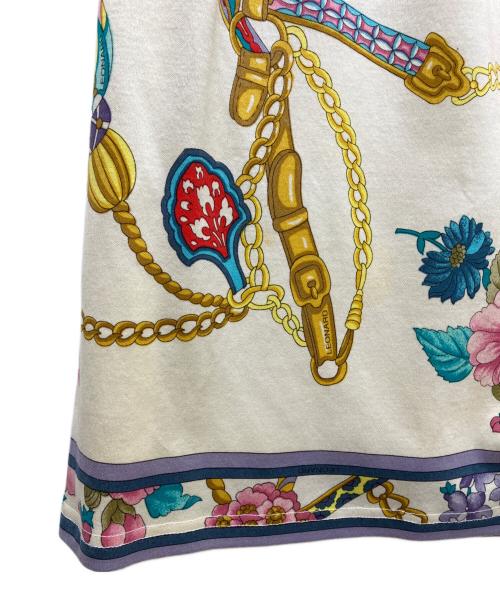 LEONARD FASHION（レオナールファッション）LEONARD FASHION (レオナールファッション) 花柄スカート ベージュ サイズ:67の古着・服飾アイテム