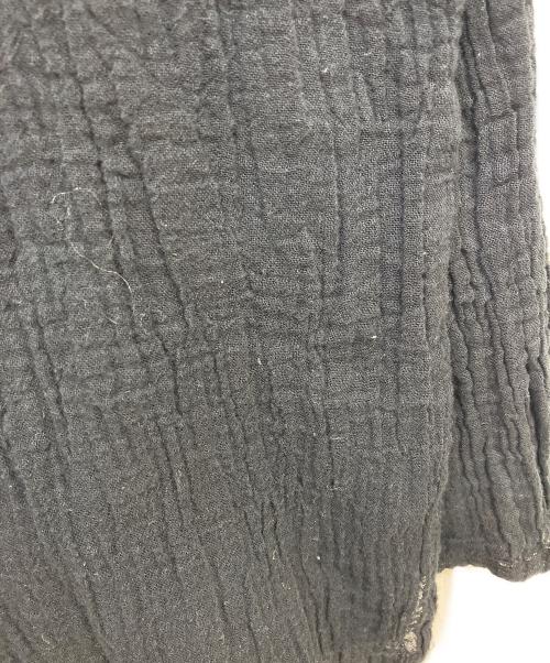 LES ATELIERS FRANCAIS DE CONFECTION（ル アトリエフランセ デ コンフェクション）LES ATELIERS FRANCAIS DE CONFECTION (ル アトリエフランセ デ コンフェクション) HENLY NECK L/SL シャツ ブラック サイズ:SIZE Freeの古着・服飾アイテム