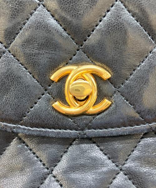 CHANEL（シャネル）CHANEL (シャネル) ハーフムーンチェーンショルダーバッグ ブラックの古着・服飾アイテム