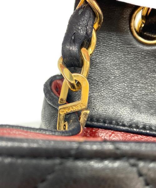 CHANEL（シャネル）CHANEL (シャネル) ハーフムーンチェーンショルダーバッグ ブラックの古着・服飾アイテム