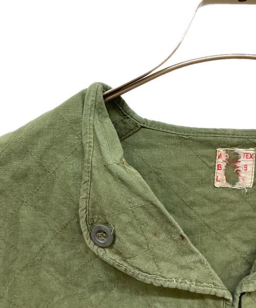 MILITARY（ミリタリー）MILITARY (ミリタリー) Belgian Army Quilted Vest オリーブ サイズ:-の古着・服飾アイテム