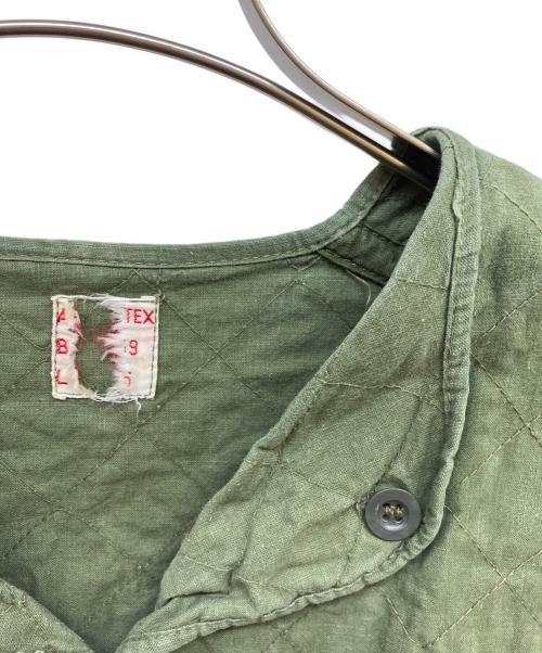 MILITARY（ミリタリー）MILITARY (ミリタリー) Belgian Army Quilted Vest オリーブ サイズ:-の古着・服飾アイテム