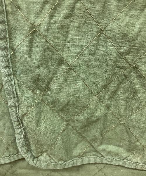 MILITARY（ミリタリー）MILITARY (ミリタリー) Belgian Army Quilted Vest オリーブ サイズ:-の古着・服飾アイテム