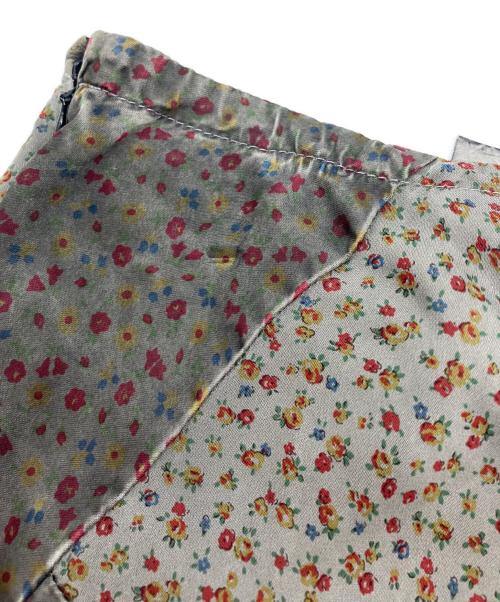 tricot COMME des GARCONS（トリココムデギャルソン）tricot COMME des GARCONS (トリココムデギャルソン) 花柄パッチワークスカート グレー サイズ:SIZE Mの古着・服飾アイテム