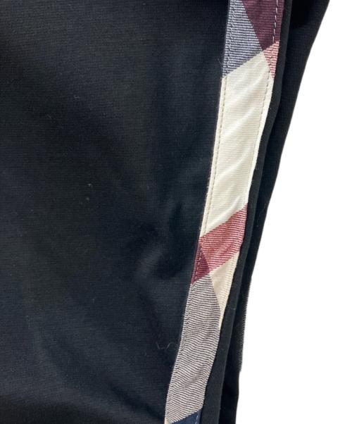 BLUE LABEL CRESTBRIDGE（ブルーレーベルクレストブリッジ）BLUE LABEL CRESTBRIDGE (ブルーレーベルクレストブリッジ) カットワーク刺繍Tシャツ ブラック サイズ:38の古着・服飾アイテム