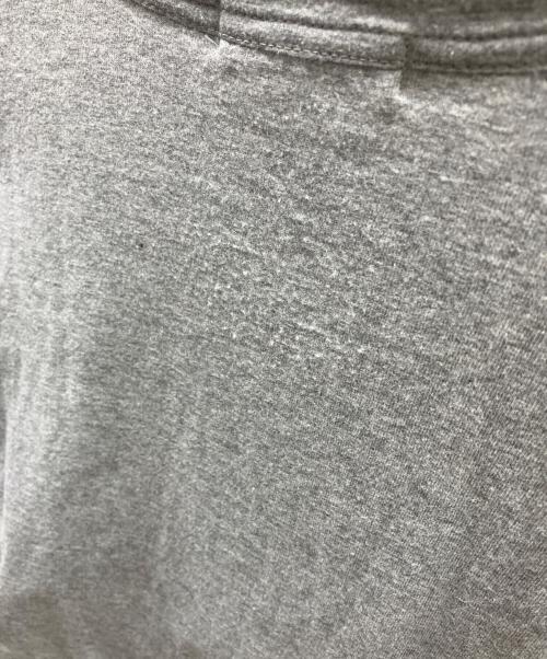 tricot COMME des GARCONS（トリココムデギャルソン）tricot COMME des GARCONS (トリココムデギャルソン) ビジューナンバリングデザインカットソー ライトグレー サイズ:SIZE Sの古着・服飾アイテム