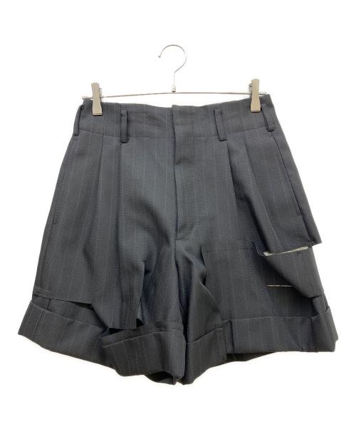 COMME des GARCONS（コムデギャルソン）COMME des GARCONS (コムデギャルソン) ダメージ加工2タックストライプハーフパンツ ブラック サイズ:SIZE Sの古着・服飾アイテム