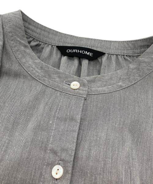 ourhome（アワホーム）ourhome (アワホーム) 後ろギャザーのきれいめブラウス グレー サイズ:SIZE Freeの古着・服飾アイテム