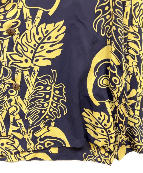Sun Surf（サンサーフ）Sun Surf (サンサーフ) アロハシャツ ネイビー×イエロー サイズ:Mの古着・服飾アイテム