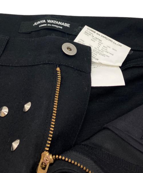 JUNYA WATANABE COMME des GARCONS（(ジュンヤワタナベ コムデギャルソン）JUNYA WATANABE COMME des GARCONS ((ジュンヤワタナベ コムデギャルソン) マルチスタッズニーカットジャージーパンツ ブラック サイズ:SIZE Sの古着・服飾アイテム