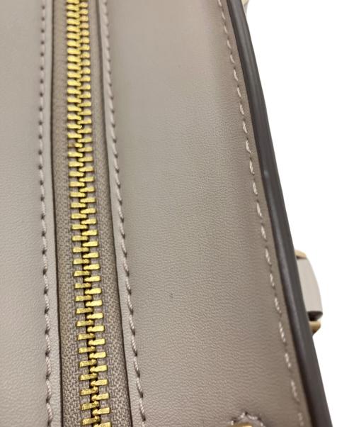 MICHAEL KORS（マイケルコース）MICHAEL KORS (マイケルコース) MIRREN2WAYバッグ ライトグレーの古着・服飾アイテム