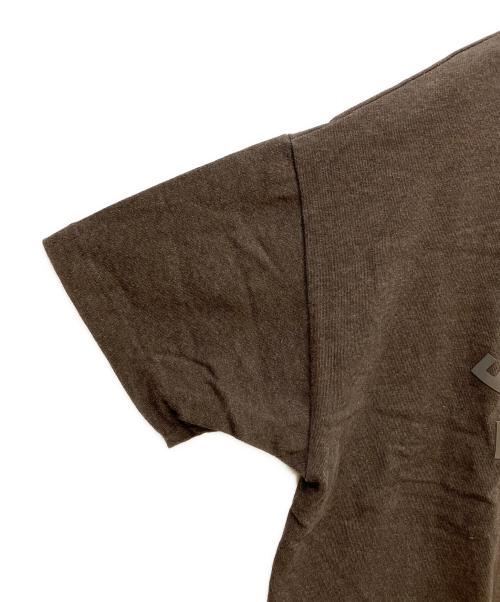 FOG ESSENTIALS（フィアオブゴッド エッセンシャル）FOG ESSENTIALS (フィアオブゴッド エッセンシャル) 半袖ロゴスウェット ブラウン サイズ:XSの古着・服飾アイテム