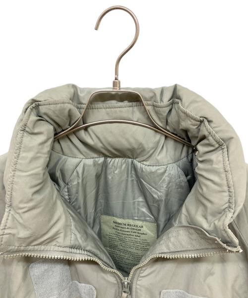 US ARMY（ユーエスアーミー）US ARMY (ユーエスアーミー) ECWCS GEN3 LEVEL7 JACKET オリーブ サイズ:MEDIUM-REGULARの古着・服飾アイテム