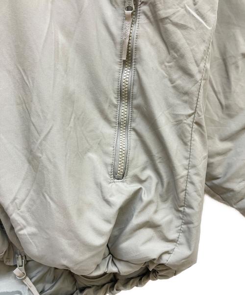 US ARMY（ユーエスアーミー）US ARMY (ユーエスアーミー) ECWCS GEN3 LEVEL7 JACKET オリーブ サイズ:MEDIUM-REGULARの古着・服飾アイテム