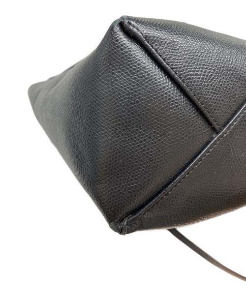CELINE（セリーヌ）CELINE (セリーヌ) バーティカルカバスモールレザー2WAYショルダーバッグ ブラックの古着・服飾アイテム