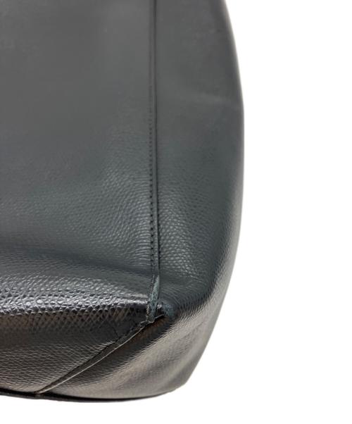 CELINE（セリーヌ）CELINE (セリーヌ) バーティカルカバスモールレザー2WAYショルダーバッグ ブラックの古着・服飾アイテム
