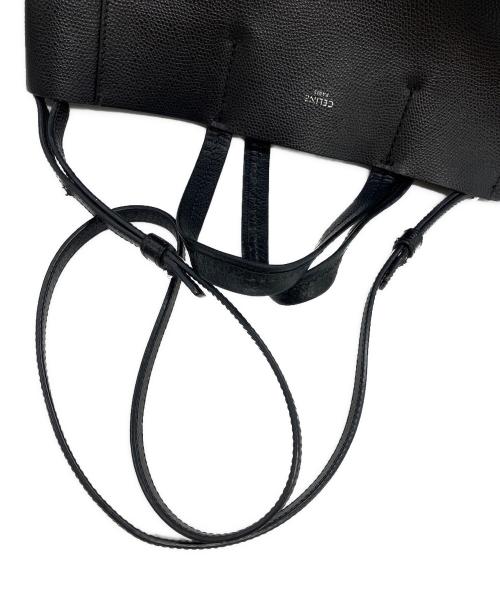 CELINE（セリーヌ）CELINE (セリーヌ) バーティカルカバスモールレザー2WAYショルダーバッグ ブラックの古着・服飾アイテム