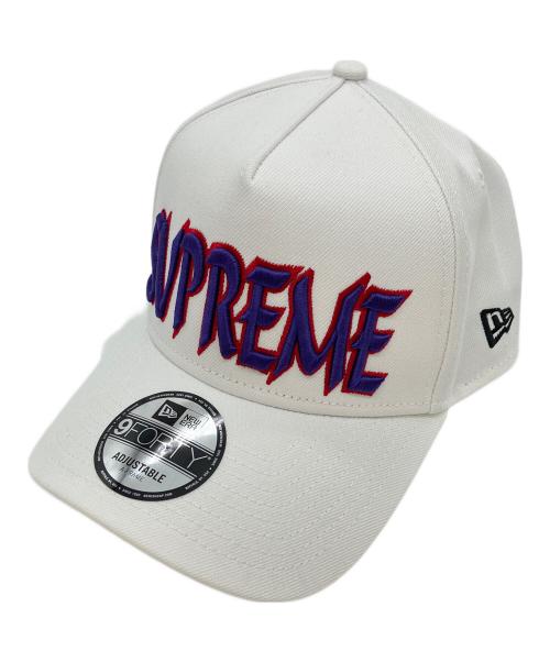 New Era（ニューエラ）New Era (ニューエラ) SUPREME (シュプリーム) Sharp Spellout Adjustable ホワイトの古着・服飾アイテム