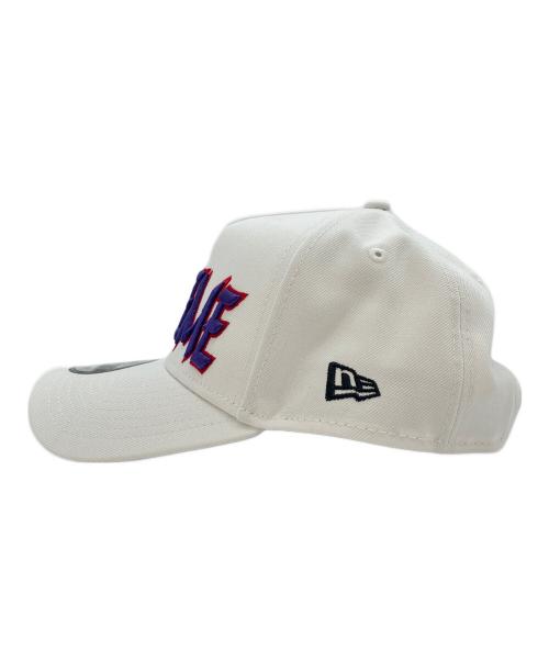 New Era（ニューエラ）New Era (ニューエラ) SUPREME (シュプリーム) Sharp Spellout Adjustable ホワイトの古着・服飾アイテム