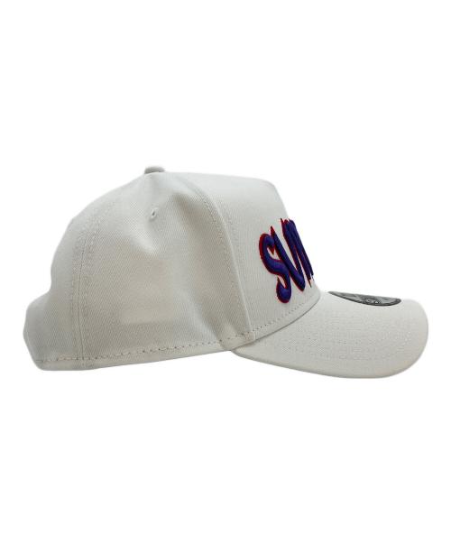 New Era（ニューエラ）New Era (ニューエラ) SUPREME (シュプリーム) Sharp Spellout Adjustable ホワイトの古着・服飾アイテム