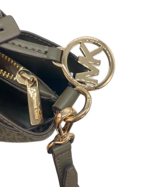MICHAEL KORS（マイケルコース）MICHAEL KORS (マイケルコース) CARSON センタージップサッチェル S オリーブの古着・服飾アイテム