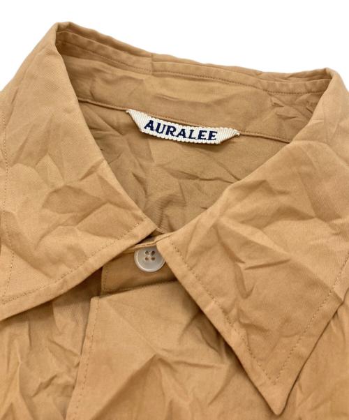 AURALEE（オーラリー）AURALEE (オーラリー) WRINKLED WASHED FINX TWILL SHIRT ベージュ サイズ:SIZE 0の古着・服飾アイテム