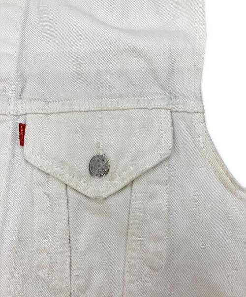 LEVI'S（リーバイス）LEVI'S (リーバイス) デニムベスト ホワイト サイズ:2の古着・服飾アイテム