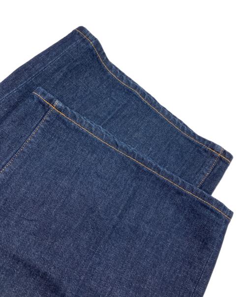RED CARD（レッドカード）RED CARD (レッドカード) 23区 (ニジュウサンク) センタープレス デニム ワイド パンツ インディゴ サイズ:40の古着・服飾アイテム