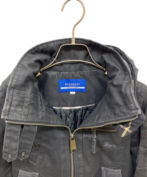 BURBERRY BLUE LABEL（バーバリー ブルー レーベル）BURBERRY BLUE LABEL (バーバリー ブルー レーベル) ミリタリージャケット ブラック サイズ:36の古着・服飾アイテム