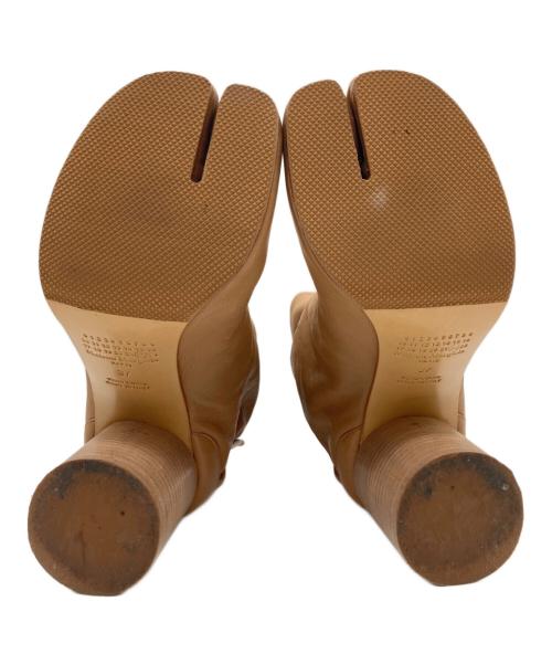 Martin Margiela22（マルタン・マルジェラ22）Martin Margiela22 (マルタン・マルジェラ22) Tabi アンクルブーツ ベージュ サイズ:37の古着・服飾アイテム