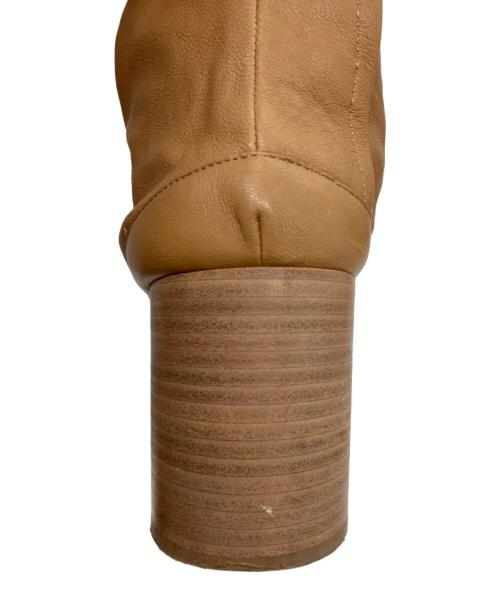 Martin Margiela22（マルタン・マルジェラ22）Martin Margiela22 (マルタン・マルジェラ22) Tabi アンクルブーツ ベージュ サイズ:37の古着・服飾アイテム