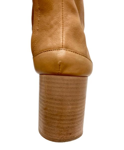 Martin Margiela22（マルタン・マルジェラ22）Martin Margiela22 (マルタン・マルジェラ22) Tabi アンクルブーツ ベージュ サイズ:37の古着・服飾アイテム
