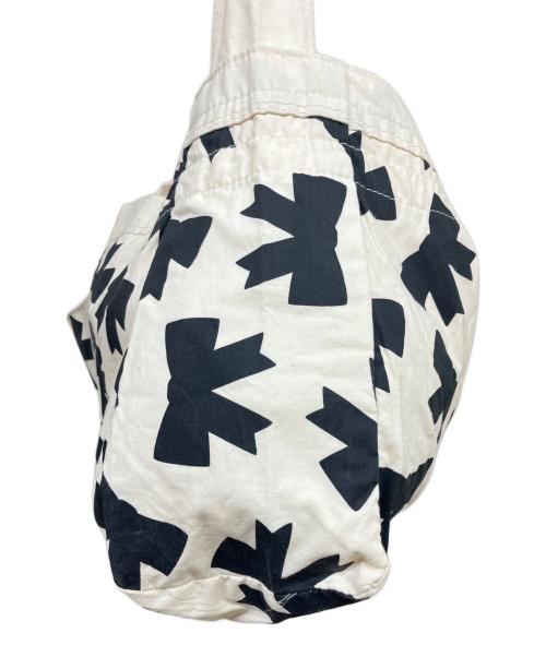 tricot COMME des GARCONS（トリココムデギャルソン）tricot COMME des GARCONS (トリココムデギャルソン) リボンプリントリバーシブルショルダーバッグ サイズ:-の古着・服飾アイテム