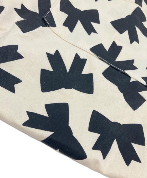 tricot COMME des GARCONS（トリココムデギャルソン）tricot COMME des GARCONS (トリココムデギャルソン) リボンプリントリバーシブルショルダーバッグ サイズ:-の古着・服飾アイテム