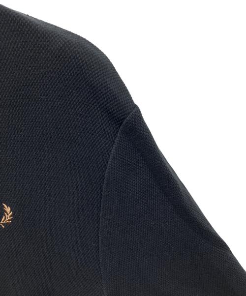 FRED PERRY（フレッドペリー）FRED PERRY (フレッドペリー) ティップピケ テクスチャーワッフル コットン ニットカーディガン ブラック サイズ:Sの古着・服飾アイテム