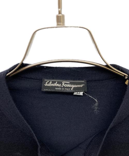 Salvatore Ferragamo（サルヴァトーレ フェラガモ）Salvatore Ferragamo (サルヴァトーレ フェラガモ) 金釦ウールニット ブラック サイズ:Mの古着・服飾アイテム