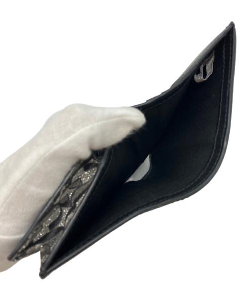 JIMMY CHOO（ジミーチュウ）JIMMY CHOO (ジミーチュウ) HANNE RJC コンパクトウォレット ブラックの古着・服飾アイテム