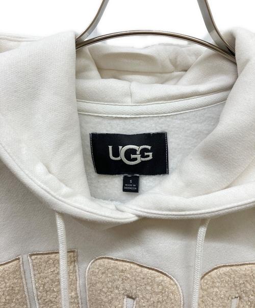 UGG（アグ）UGG (アグ) Rey UGGfluff Logo Hoodie ホワイト サイズ:Sの古着・服飾アイテム