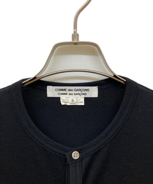 COMME des GARCONS COMME des GARCONS（コムデギャルソン コムデギャルソン）COMME des GARCONS COMME des GARCONS (コムデギャルソン コムデギャルソン) 裾フリルウールカーディガン ブラック サイズ:Sの古着・服飾アイテム