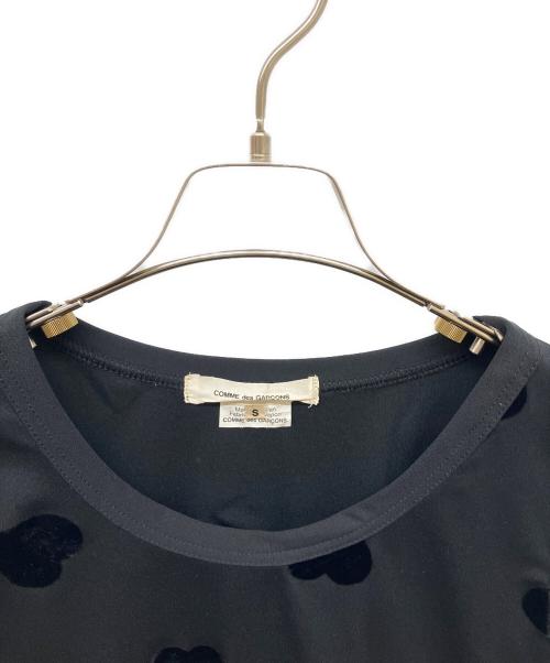 COMME des GARCONS（コムデギャルソン）COMME des GARCONS (コムデギャルソン) フロッキー加工ハート柄カットソー ブラック サイズ:Sの古着・服飾アイテム