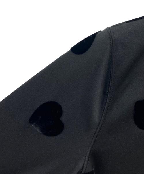 COMME des GARCONS（コムデギャルソン）COMME des GARCONS (コムデギャルソン) フロッキー加工ハート柄カットソー ブラック サイズ:Sの古着・服飾アイテム