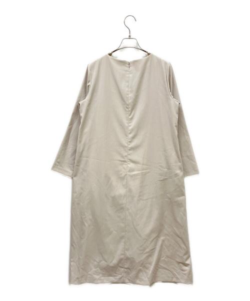 KUMIKYOKU（クミキョク）KUMIKYOKU (クミキョク) ハンサムツイル ワンピース ベージュ サイズ:3 未使用品の古着・服飾アイテム