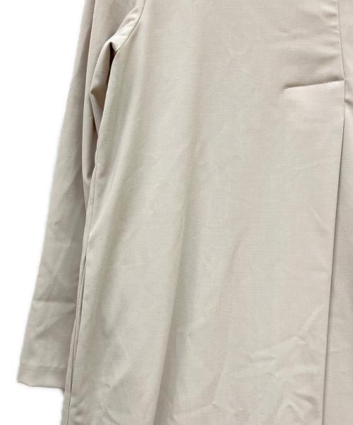 KUMIKYOKU（クミキョク）KUMIKYOKU (クミキョク) ハンサムツイル ワンピース ベージュ サイズ:3 未使用品の古着・服飾アイテム