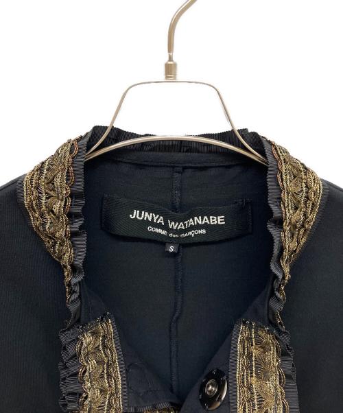 JUNYA WATANABE COMME des GARCONS（(ジュンヤワタナベ コムデギャルソン）JUNYA WATANABE COMME des GARCONS ((ジュンヤワタナベ コムデギャルソン) ブレードトリム装飾ジャケット ブラック サイズ:Sの古着・服飾アイテム