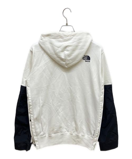 THE NORTH FACE（ザ ノース フェイス）THE NORTH FACE (ザ ノース フェイス) sacai (サカイ) サイドジップパーカー ホワイト サイズ:Mの古着・服飾アイテム
