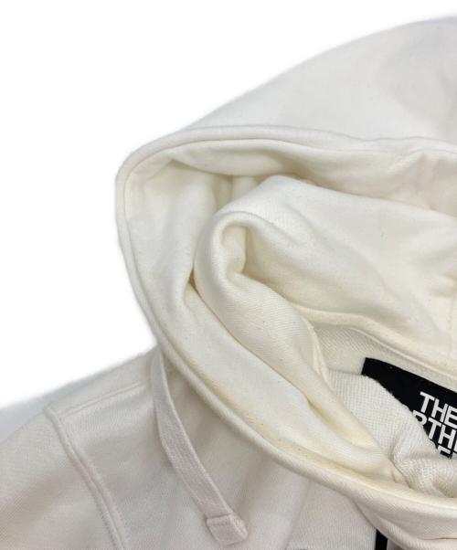 THE NORTH FACE（ザ ノース フェイス）THE NORTH FACE (ザ ノース フェイス) sacai (サカイ) サイドジップパーカー ホワイト サイズ:Mの古着・服飾アイテム