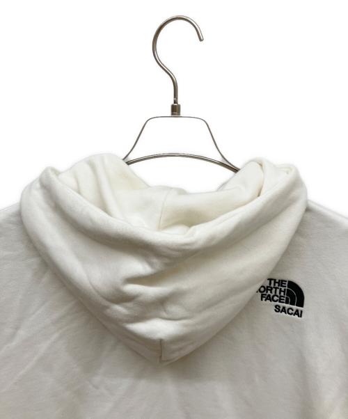 THE NORTH FACE（ザ ノース フェイス）THE NORTH FACE (ザ ノース フェイス) sacai (サカイ) サイドジップパーカー ホワイト サイズ:Mの古着・服飾アイテム