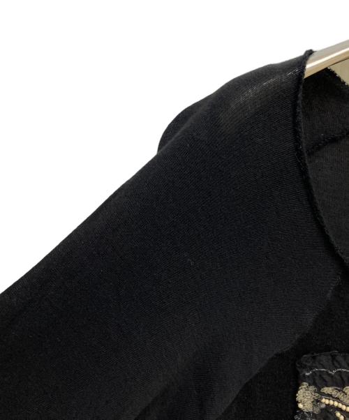 JUNYA WATANABE COMME des GARCONS（(ジュンヤワタナベ コムデギャルソン）JUNYA WATANABE COMME des GARCONS ((ジュンヤワタナベ コムデギャルソン) ビーズ刺繍カットソー ブラック サイズ:不明の古着・服飾アイテム