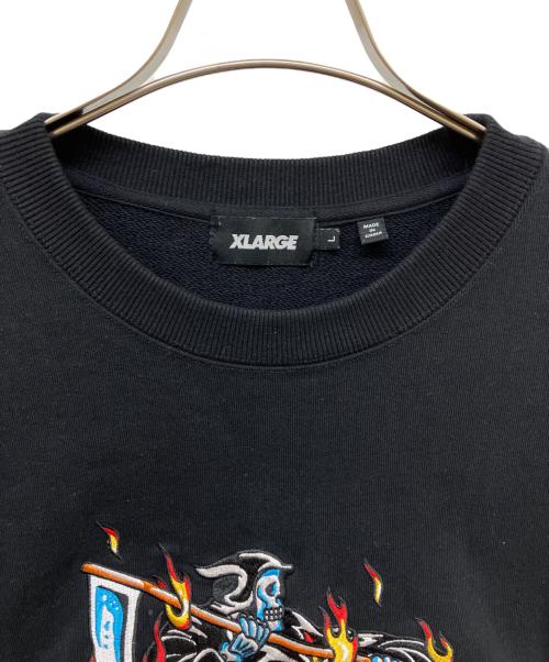 X-LARGE（エクストララージ）X-LARGE (エクストララージ) DEATHSCYTHE CREWNECK SWEAT ブラック サイズ:Lの古着・服飾アイテム